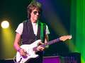 Guitarist Jeff Beck dies from meningitis as family express 'profound sadness' eiqdhidzeiqhdinv