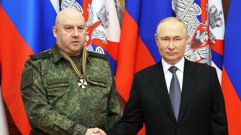 Putin replaces top Ukraine commander 