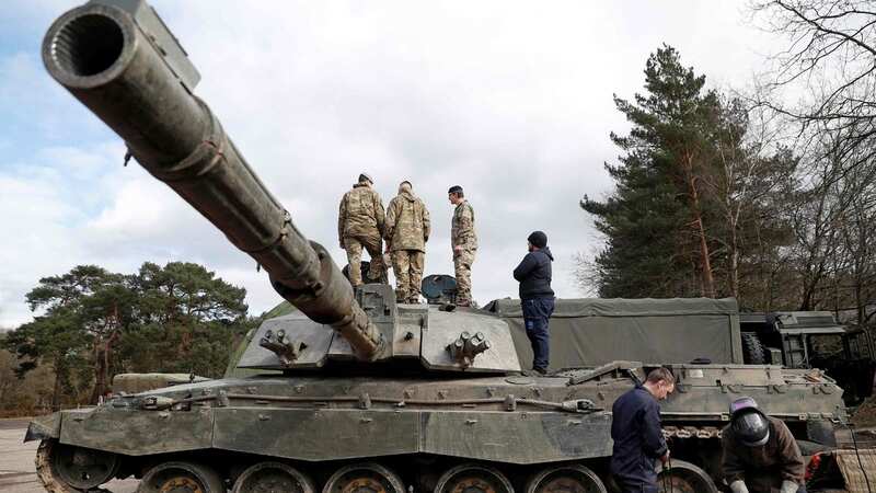 Rishi Sunak confirms UK will send tanks to Ukraine in move set to 