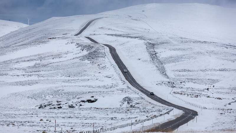 Fresh snow and ice warnings issued with temperatures due to plummet to -10C