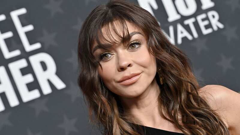 Sarah Hyland is worlds away from Modern Family with sleek new look at US Awards