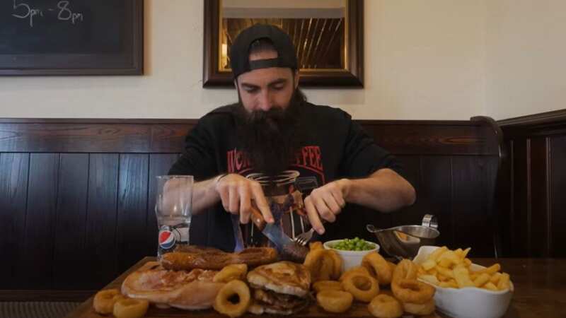 The mighty meat feast included a variety of different meats (Image: BeardMeatsFood)