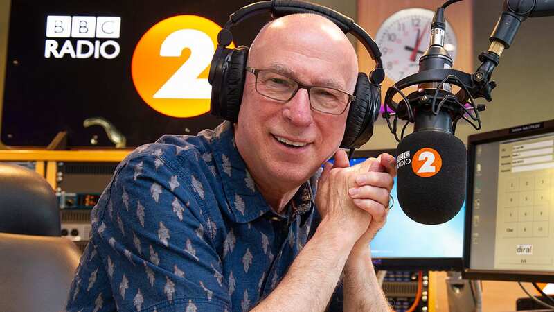 Ken Bruce quits BBC Radio 2 show after 31 years as he joins mass exodus