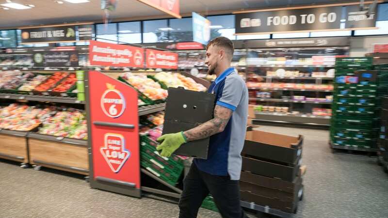 Aldi shopper shares "genius" video showing how to slow down checkout staff