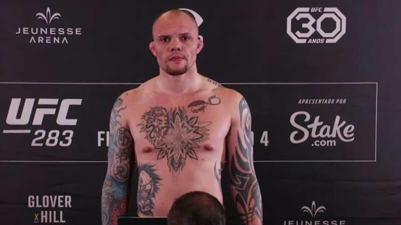 Anthony Smith misses weight despite being backup for UFC title fight