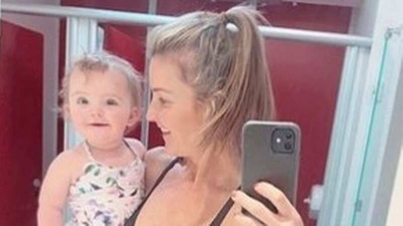 Helen Skelton poses in bikini in rare photo with daughter on break from Strictly