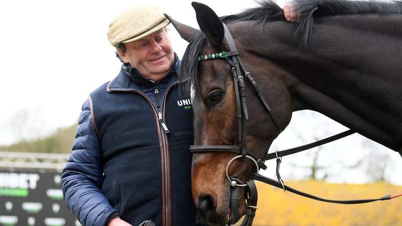 Trainer Nicky Henderson with Altior who is critically ill in hospital (Image: Getty Images)