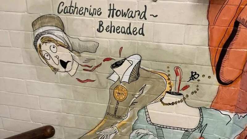 A school mural shows the beheadings of historical women (Image: Nicola Peluso)