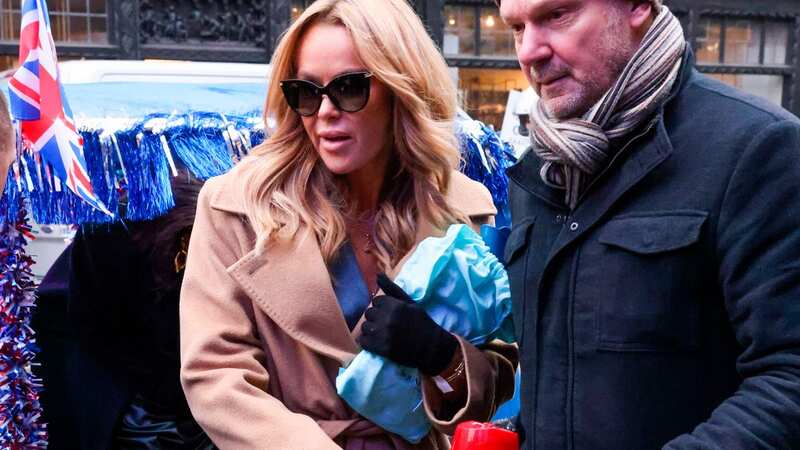 Amanda Holden flashes legs as she makes dramatic Britain