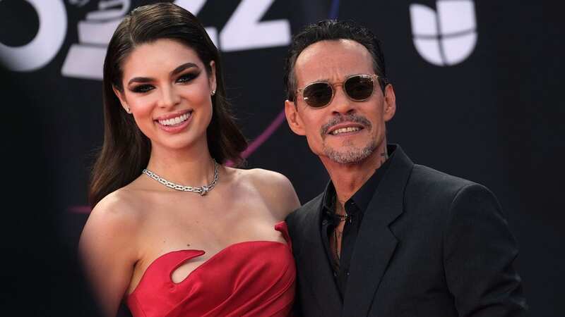 Jennifer Lopez snubs ex Marc Anthony