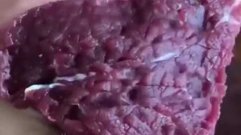 Unsettling footage showing meat spasming - turning carnivores into vegetarians