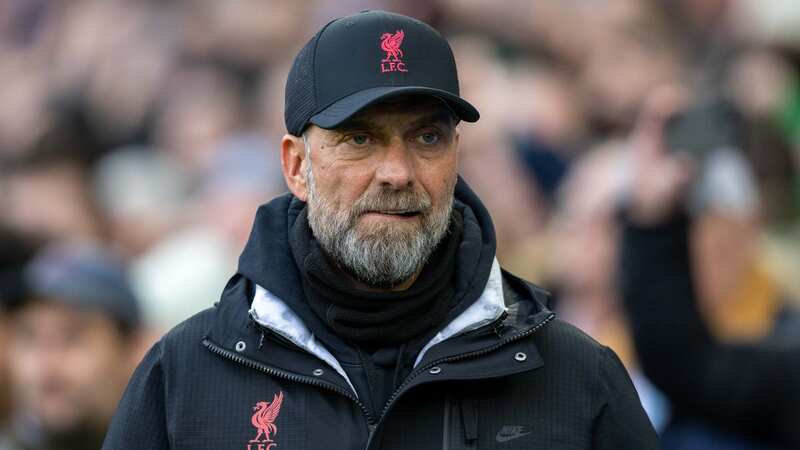 Klopp urged to follow Man Utd blueprint after rejecting "too loyal" accusations