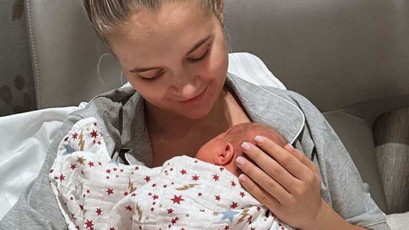 Fans defend Molly-Mae after 
