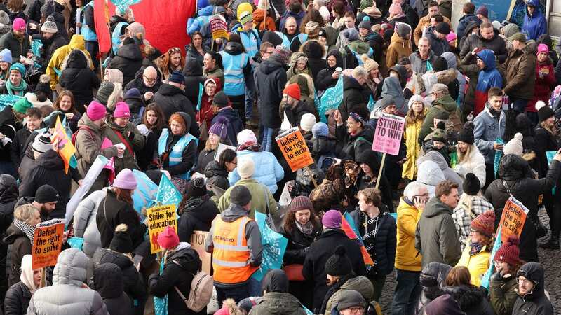 Teachers on strike in Liverpool city centre (Image: Julian Hamilton/Daily Mirror)
