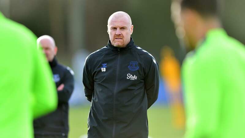 Dyche gives Everton stars questionnaire to understand issues but two don