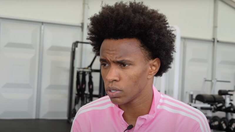 Willian gives verdict on Chelsea record buy Fernandez ahead of potential debut