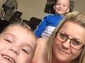 Single mum says she has no idea how to tell young kids she is dying of cancer