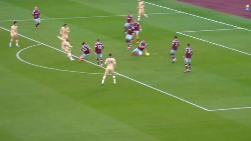 West Ham ruthlessly troll Chelsea over controversial VAR decision