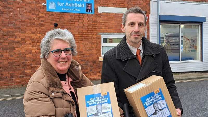 Baroness Kath Pinnock and Councillor Tim Hallam arrived with the leaflets at Lee Anderson’s constituency office this afternoon
