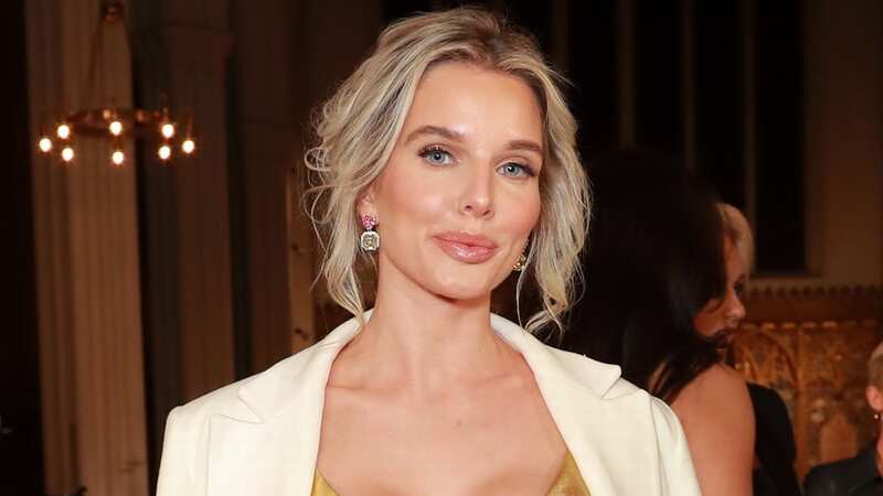 Fans say Helen Flanagan looks just like Kate Hudson in plunging gold gown