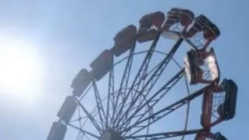 Thrill seekers left hanging upside down after theme park ride malfunctions