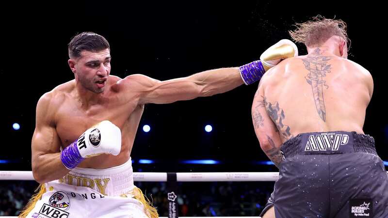 Tommy Fury beats Jake Paul despite being knocked down by YouTuber