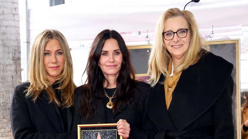 Courteney Cox reunites with Friends pals as she