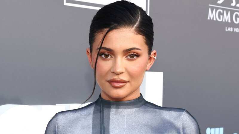 Kylie Jenner loses almost one million followers after Selena Gomez 