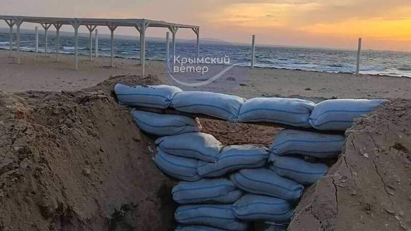Russia is preparing for the beach season digging trenches and building up barricades in Crimea (Image: Crimean Wind/east2west news)