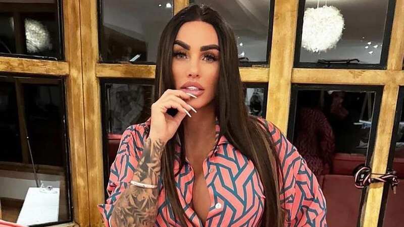 Katie Price vows to lose weight after holiday after family