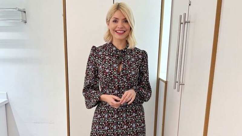 Holly Willoughby wore the stunning spring dress last week (Image: Instagram/@hollywilloughby)