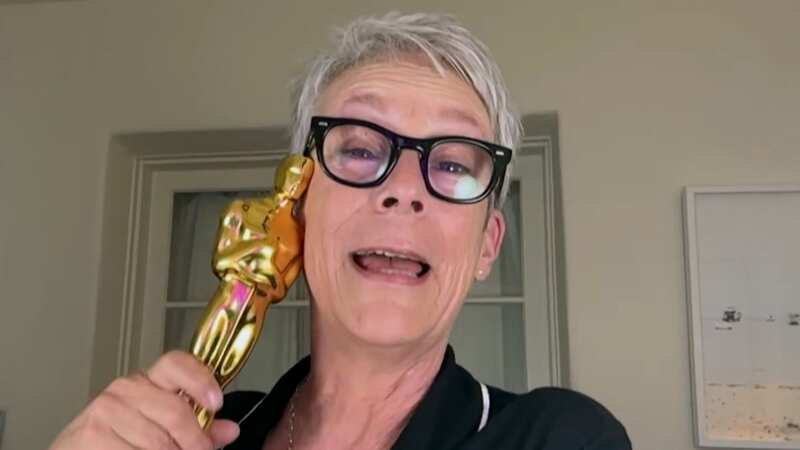Jamie Lee Curtis emotional as she watches Oscar