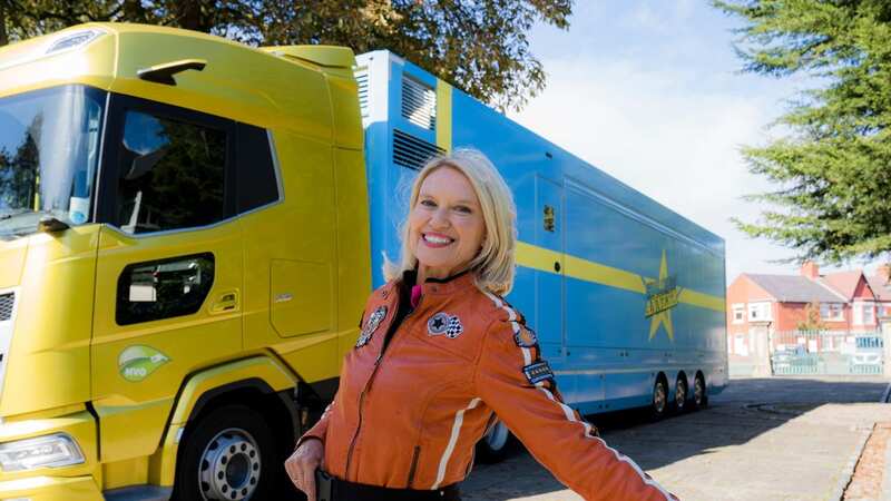 Anneka Rice returns in Challenge Anneka this weekend (Image: Channel 5)