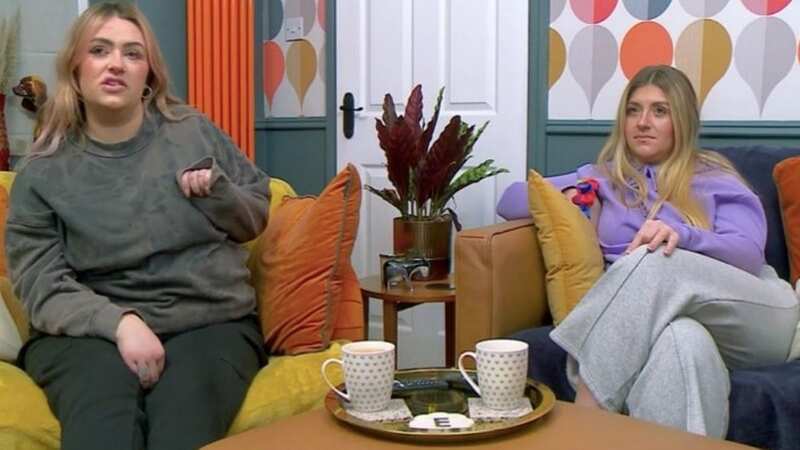 Pregnant Gogglebox star Ellie Warner shares health update during Channel 4 show