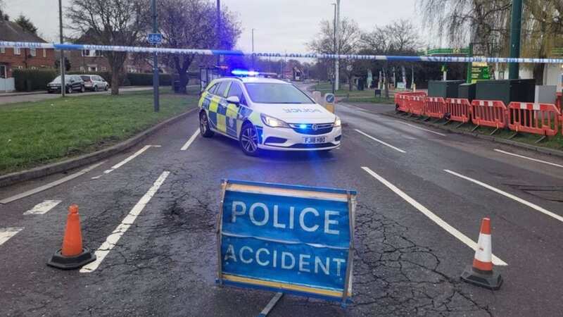 Emergency services were called to Bramcote Lane, Wollaton, around 3.50pm on Monday (Image: Nottingham Post/ Joel Moore)