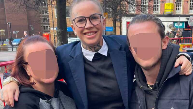Jaymie Dawson (centre) with two pals shortly before she was jailed for four years (Image: Jaymie Dawson/ Cavendish Press (Manchester) Ltd)