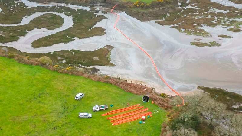 New aerial photographs show the aftermath of an oil spill in Poole (Image: Graham Hunt/BNPS)