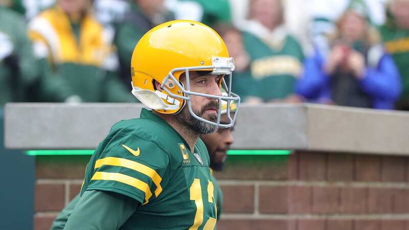 Aaron Rodgers remains close to joining the New York Jets, but the two teams continue to discuss compensation