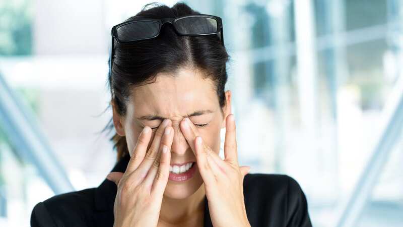 Hay fever sufferers should resist rubbing their eyes to avoid diseases (Image: Getty Images/iStockphoto)
