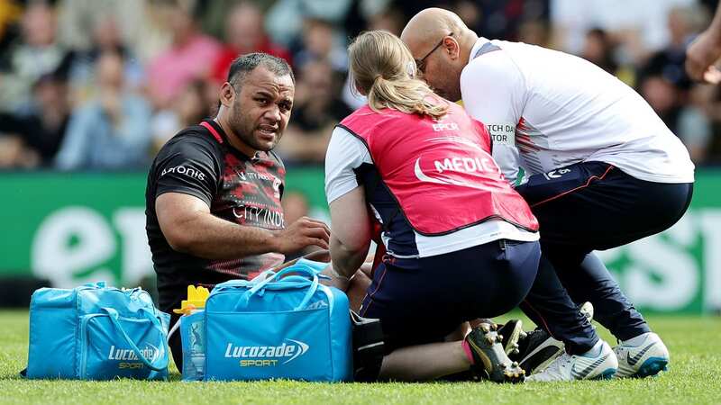 Vunipola is attended to by medics after sustaining knee damage (Image: Getty Images)