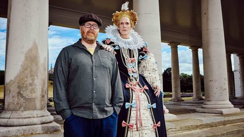 Frankie Boyle with artist Kit Green as Queen Elizabeth, in Frankie