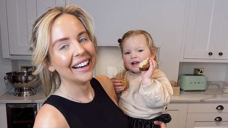 Lydia Bright in tears as she recalls struggles of being single and pregnant
