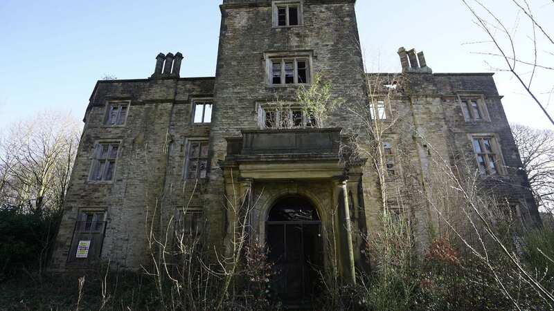 The outside of the eerie mansion (Image: Lost Adventures / CATERS NEWS)