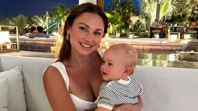 Sam Faiers struggled with baby Edward on their flight home (Image: Instagram)