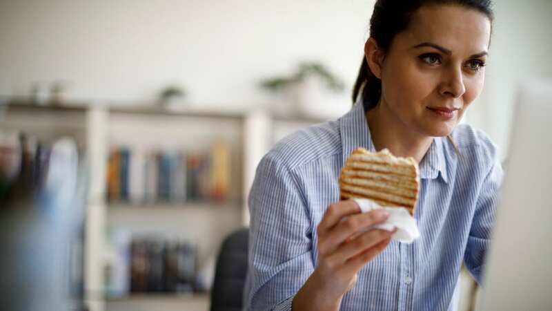 Ditching snacks that spike blood sugar could be key in helping women