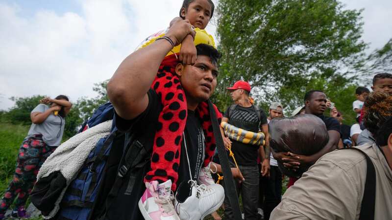 Migrants arrive to the Mexican side of the bank of the Rio Grande river ahead of Title 42 expiring (Image: AP)