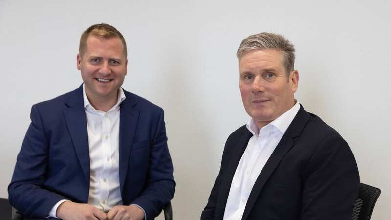 Keir Starmer chats with the Mirror