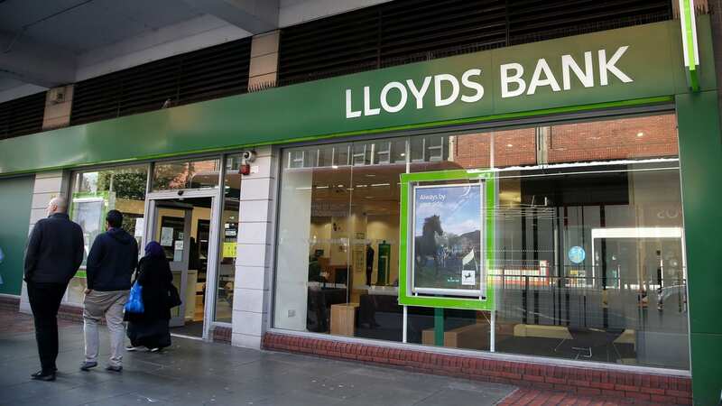 Lloyds Banking Group is shutting 53 more banks (Image: SOPA Images/LightRocket via Getty Images)
