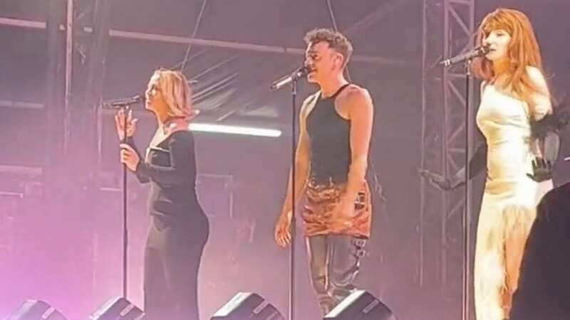 Girls Aloud fans got excited when two members reunited onstage on Sunday (Image: @MichaelM238/Twitter)