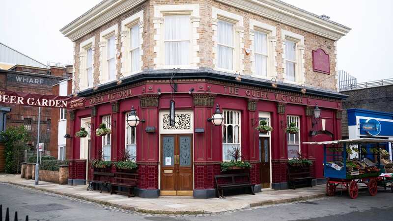 EastEnders sign up Coronation Street legend as new crime-fighting cop